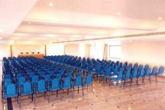 The Vijay Park Hotel Ченай Екстериор снимка